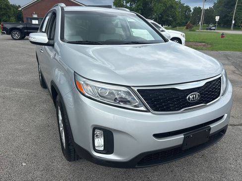 Used 2015 Kia Sorento LX AWD/4WD image 15