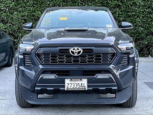 Used 2024 Toyota Tacoma TRD Sport AWD/4WD image 2