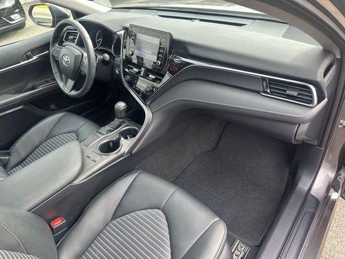 Used 2023 Toyota Camry SE w/ Cold Weather Package image 35