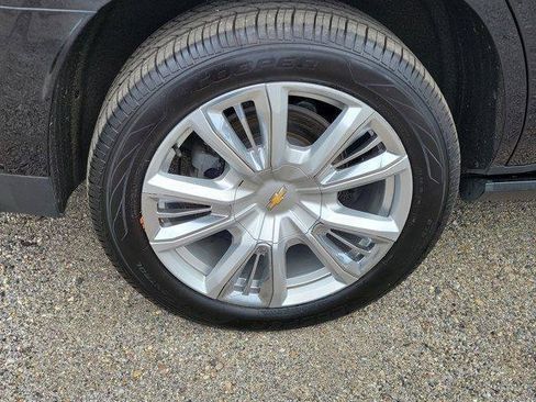Used 2022 Chevrolet Tahoe High Country AWD/4WD image 5