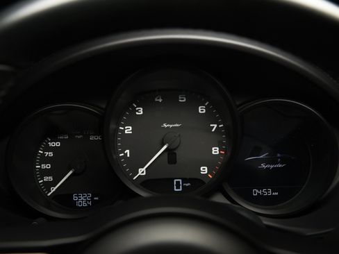 Used 2023 Porsche 718 Boxster Spyder RWD image 7
