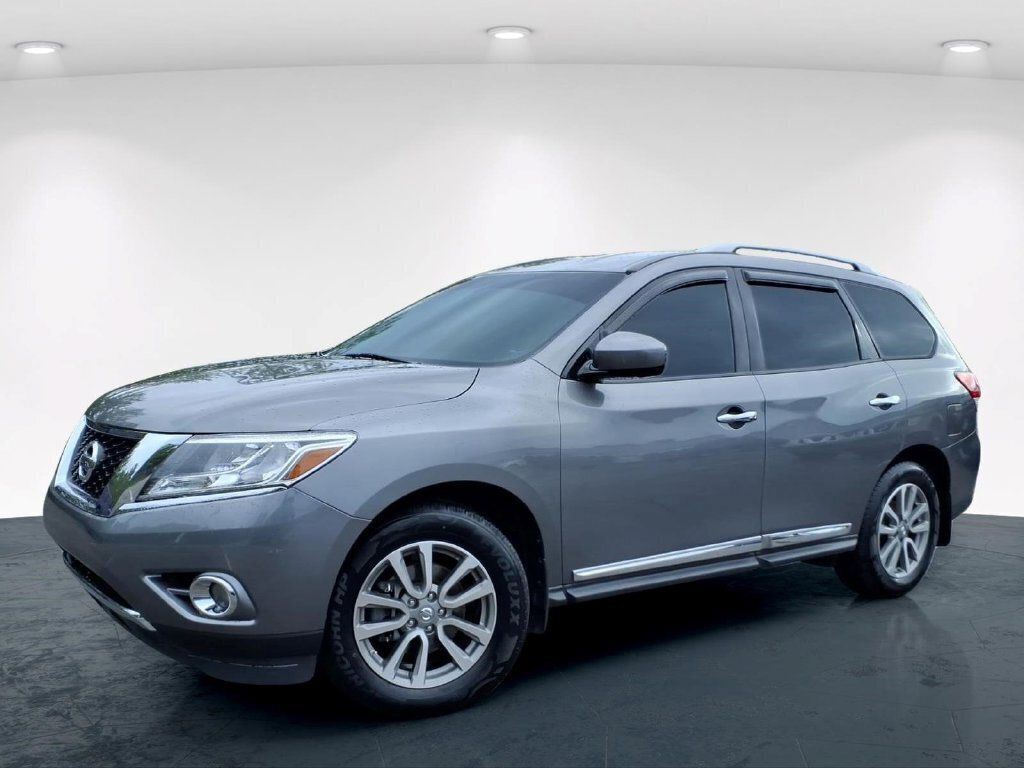Used 2016 Nissan Pathfinder SL w/ SL Tech Package AWD/4WD image 2