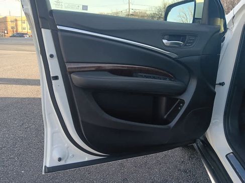 Used 2019 Acura MDX image 30