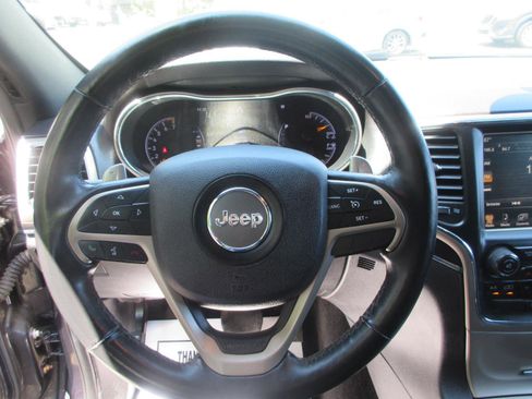 Used 2014 Jeep Grand Cherokee Limited image 11