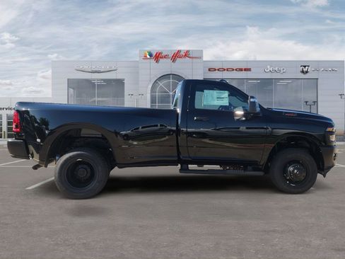New 2026 RAM 3500 Tradesman AWD/4WD image 6
