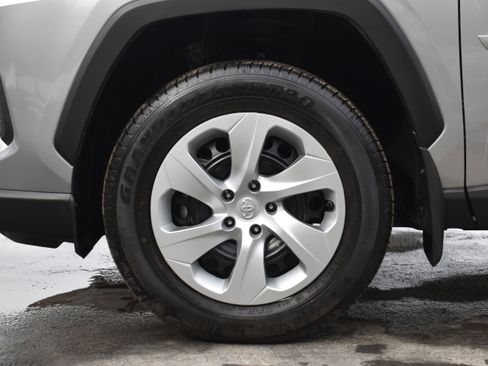 Used 2025 Toyota RAV4 LE image 35