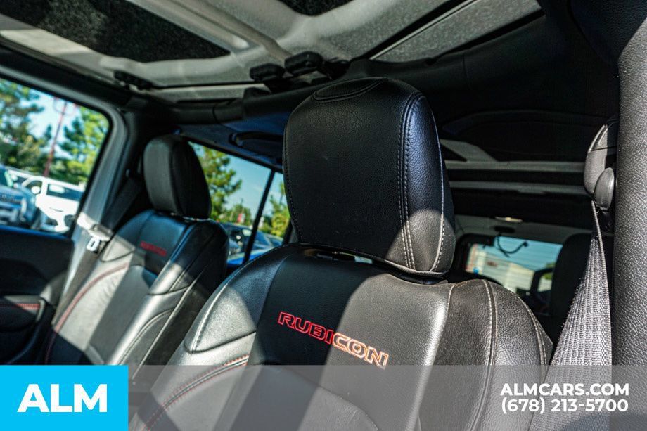 Used 2021 Jeep Wrangler Unlimited Rubicon w/ Dual Top Group AWD/4WD image 17
