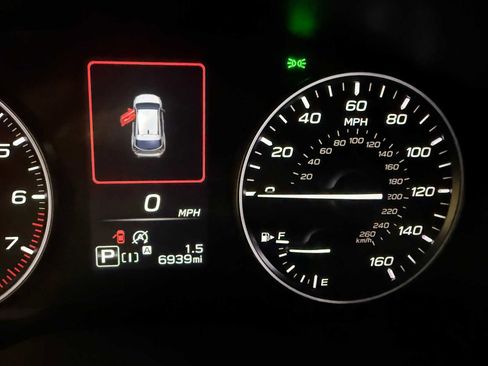 Certified 2024 Subaru Crosstrek 2.0i Premium image 35