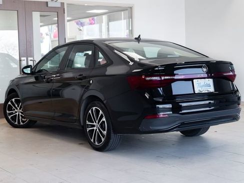 Used 2025 Volkswagen Jetta Sport image 24