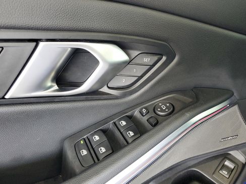 Used 2025 BMW M340i RWD image 15