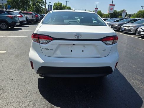 Certified 2025 Toyota Corolla LE FWD image 6