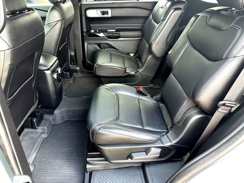 Used 2023 Ford Explorer ST w/ Equipment Group 401A AWD/4WD image 23