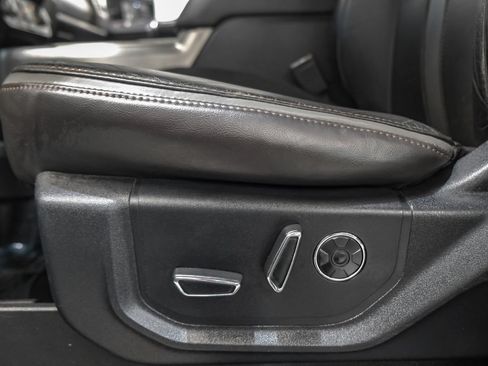 Used 2019 Ford F250 Platinum w/ Platinum Ultimate Package AWD/4WD image 33