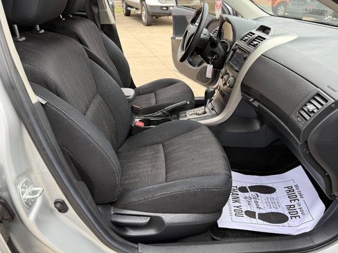 Used 2013 Toyota Corolla S image 15