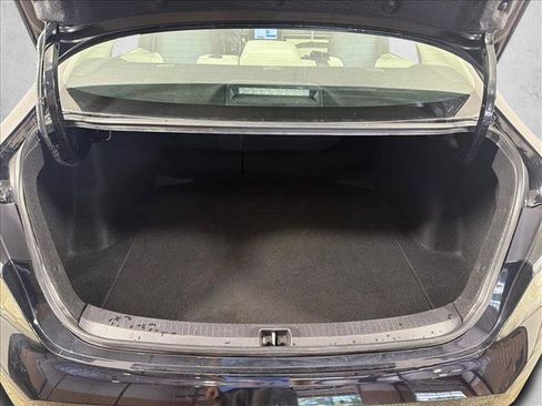 Used 2023 Toyota Corolla LE FWD image 18