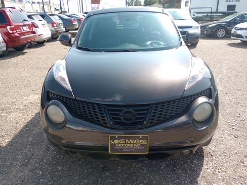 Used 2013 Nissan Juke SL FWD image 2