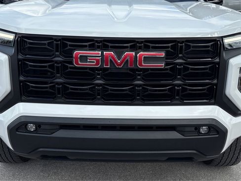 Used 2023 GMC Canyon Elevation w/ Convenience Package image 12