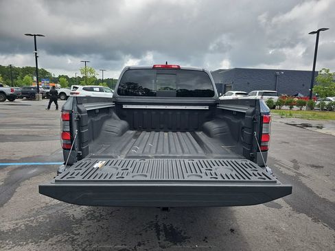 Used 2023 Nissan Frontier SV w/ SV Convenience Package AWD/4WD image 17