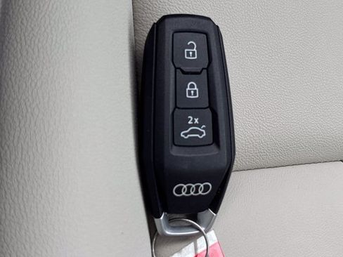 Used 2025 Audi Q5 Premium Plus AWD/4WD image 41