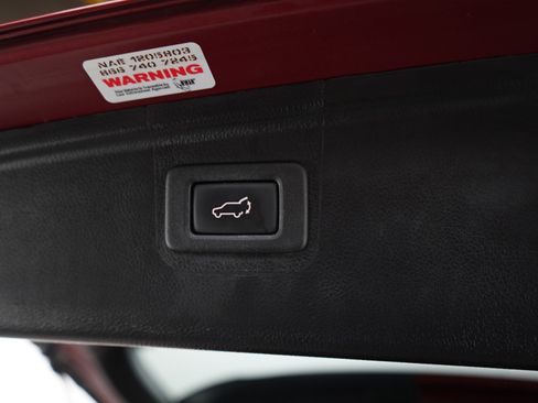 Used 2019 Subaru Outback 3.6R Limited image 10