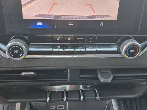 Certified 2024 Chevrolet Colorado Trail Boss w/ Advanced Trailering Package AWD/4WD image 24