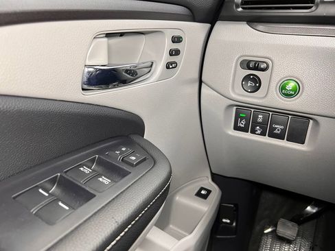 Used 2024 Honda Ridgeline RTL image 10
