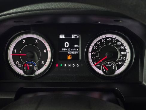 Used 2018 RAM 3500 Tradesman w/ Chrome Appearance Group image 28