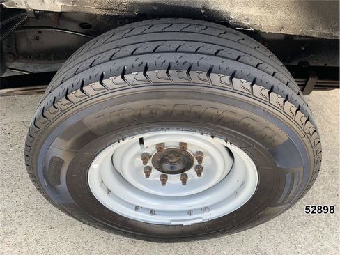 Used 2014 Ford E-350 and Econoline 350 Super Duty RWD image 26