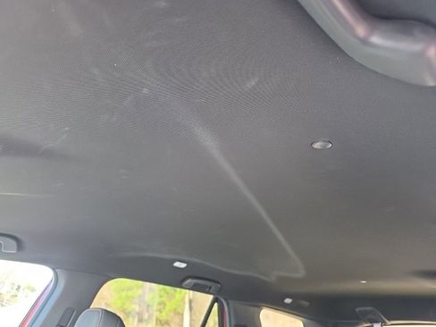 Used 2025 Honda Pilot Sport image 26