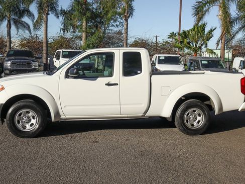 Used 2018 Nissan Frontier S image 5