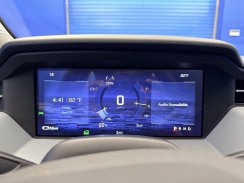 New 2027 Chevrolet Bolt RS FWD image 18