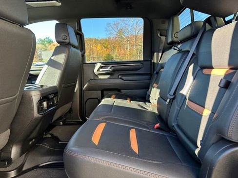Certified 2024 GMC Sierra 2500 AT4 w/ AT4 Preferred Package image 20