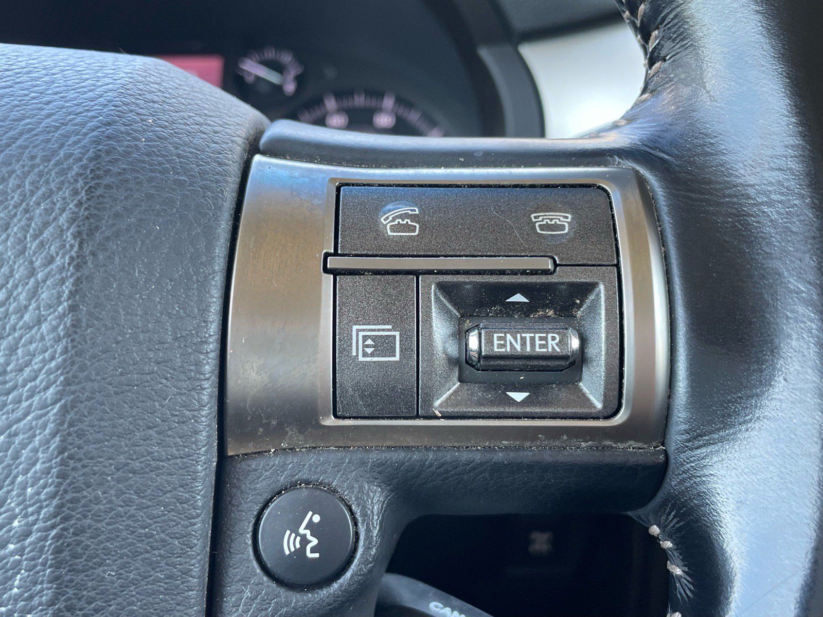 Used 2018 Lexus GX 460 Premium w/ Premium Package AWD/4WD image 8
