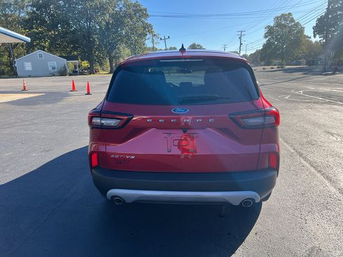 Used 2023 Ford Escape Active image 6