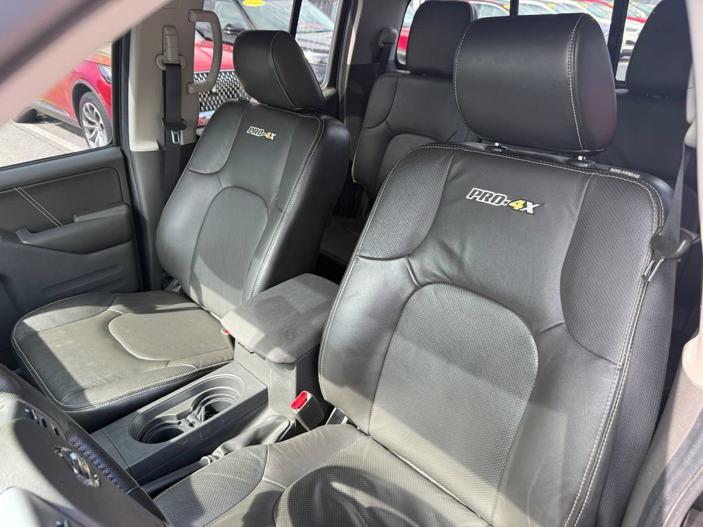 Used 2020 Nissan Frontier PRO-4X w/ Pro-4x Utility Package AWD/4WD image 22