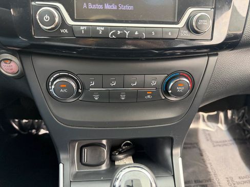 Used 2017 Nissan Sentra SV FWD image 14