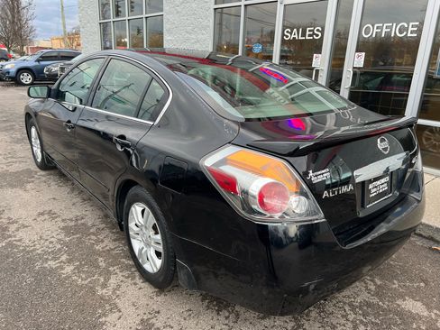 Used 2012 Nissan Altima 2.5 S w/ 20th Anniversary Pkg image 5