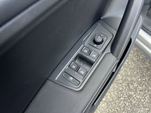 Certified 2024 Volkswagen Tiguan S image 14