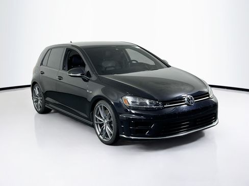 Used 2017 Volkswagen Golf R 4-Door AWD/4WD image 3
