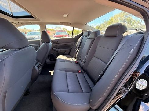 New 2026 Nissan Altima 2.5 SV w/ SV Special Edition Package FWD image 15
