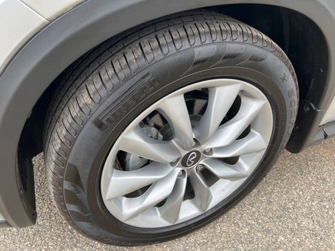 Used 2021 INFINITI QX50 Luxe w/ Cargo Package image 11