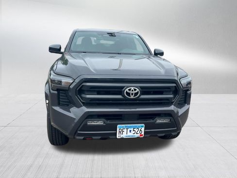 Used 2024 Toyota Tacoma SR5 AWD/4WD image 2