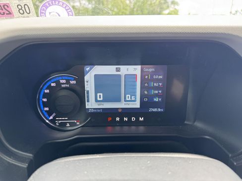 Used 2023 Ford Bronco Badlands image 9