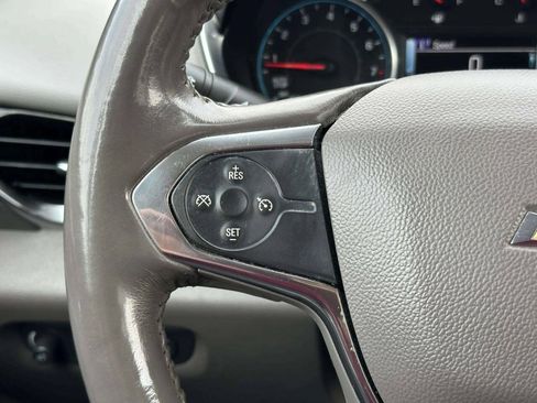 Used 2019 Chevrolet Traverse LT w/ LT Premium Package FWD image 27
