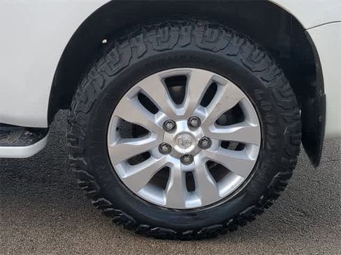 Used 2016 Toyota Sequoia Platinum image 14