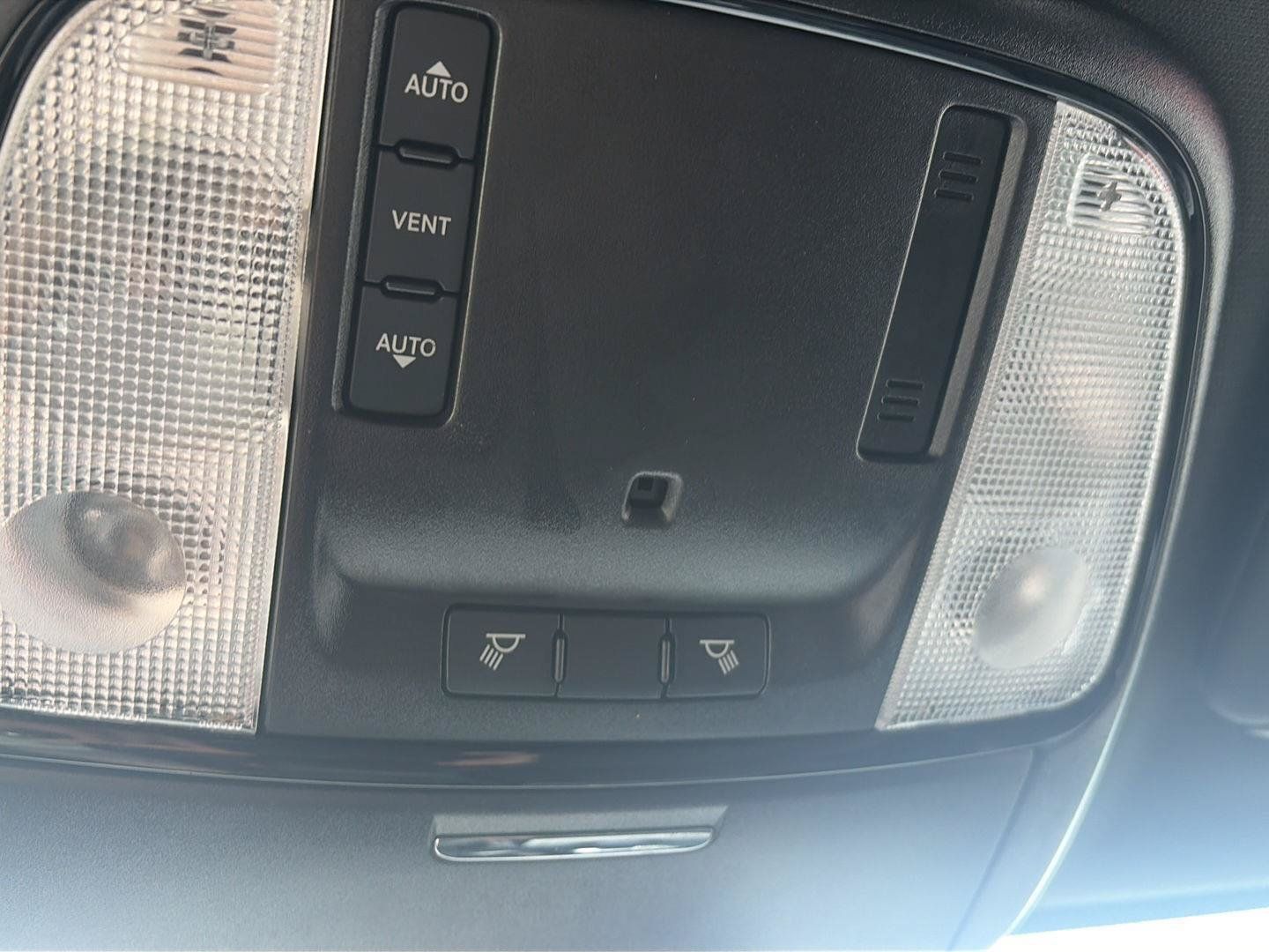 Used 2024 Dodge Durango SXT AWD/4WD image 28