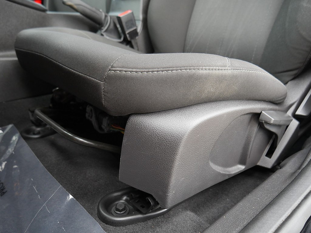 Used 2016 Ford Focus SE w/ SE Cold Weather Package FWD image 13
