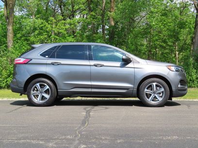 Used 2023 Ford Edge SEL w/ Convenience Package