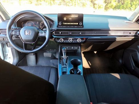 Used 2022 Honda Civic EX image 12