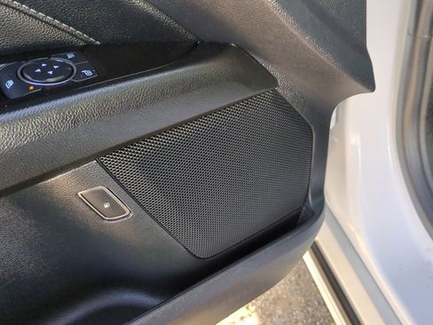 Used 2020 Ford Fusion Titanium image 13